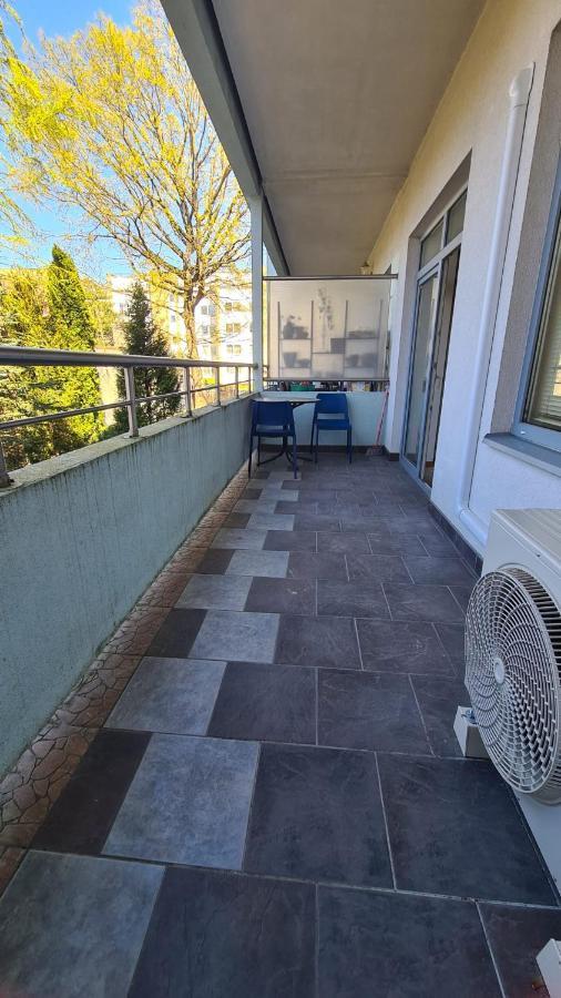Spacious Condo 5 Min To Jurmala Beach Dış mekan fotoğraf